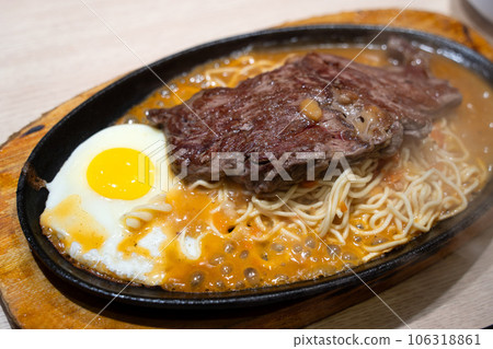 Steak Taiwan night market food Steak night market Taiwan ステーキ Steak Taiwan night market food Steak night market Taiwan ステーキ 106318861