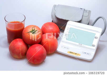Hypertension measures (tomatoes and a sphygmomanometer) Hypertension measures (tomatoes and a sphygmomanometer) 106319720