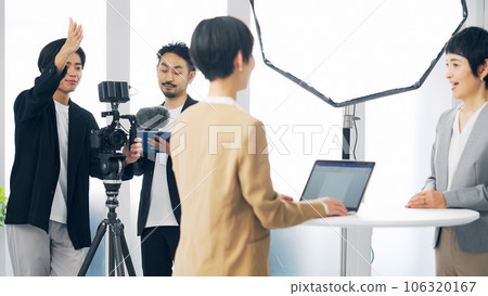 Interview recording cameraman 106320167