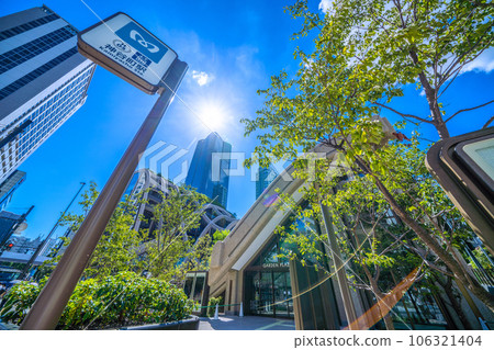 日本東京城市景觀 新開放的神谷町站入口和新景點、麻布台之丘等景觀。 106321404