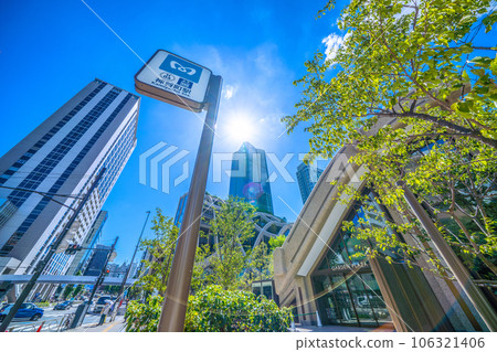 日本東京城市景觀 新開放的神谷町站入口和新景點、麻布台之丘等景觀。 106321406