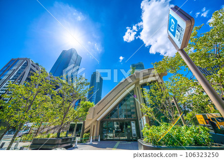 日本東京城市景觀 新開放的神谷町站入口和新景點、麻布台之丘等景觀。 106323250