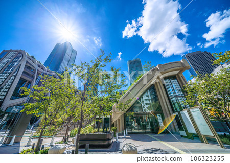 日本東京城市景觀 新開放的神谷町站入口和新景點、麻布台之丘等景觀。 106323255