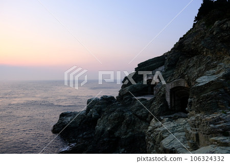 定岬燈塔前的砲台遺跡 106324332