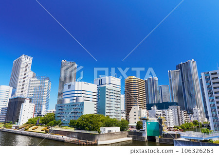 View of Kachidoki from Tsukiji Bridge View of Kachidoki from Tsukiji Bridge 106326263
