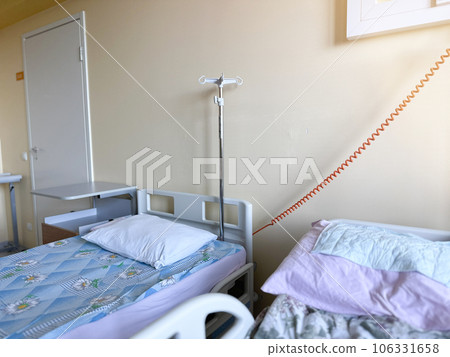 Two beds in a hospital room. The concept of medicine and healthcare 106331658