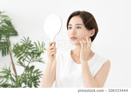 Female beauty trouble 106333444