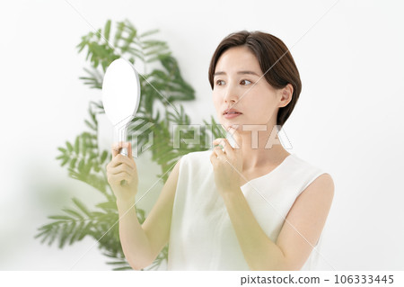 Female beauty trouble 106333445