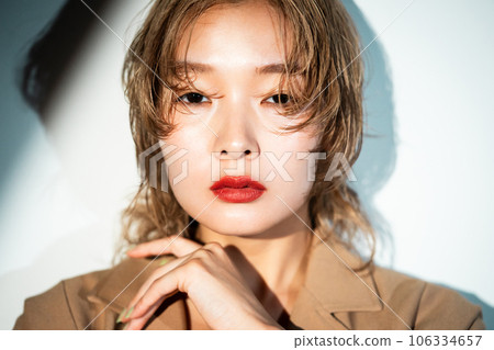 female, lady, woman 106334657