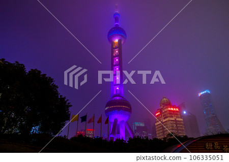 東方明珠塔夜景(中國 - 上海) 東方明珠塔夜景(中國 - 上海) 106335051