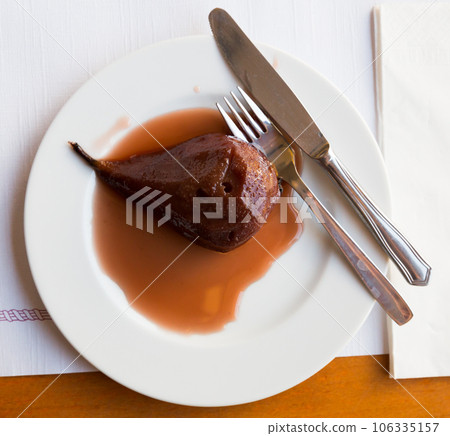 Top view of pear boiled in red wine Top view of pear boiled in red wine 106335157