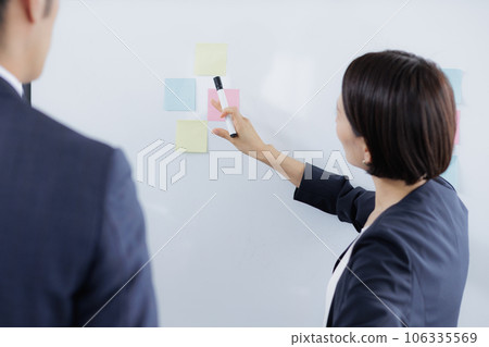 Business image Business image 106335569