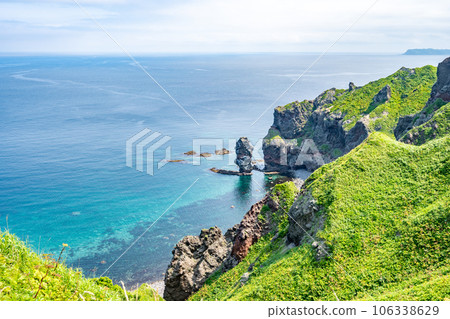 神威岬積丹半島 神威岬積丹半島 106338629