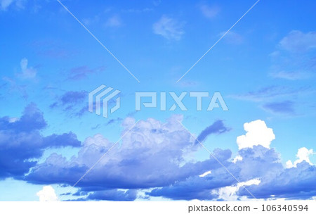 藍色的天空和雲圖像 106340594