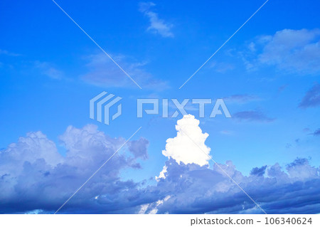 藍色的天空和雲圖像 藍色的天空和雲圖像 106340624