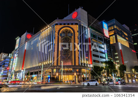 Night view of Tokyo Ginza 4-chome intersection 106341354