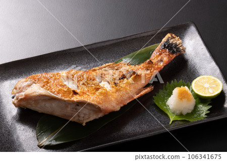 鹽烤紅魚 鹽烤紅魚 106341675