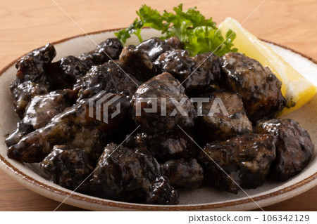 Charcoal Grilled Tongue with Salt Charcoal Grilled Tongue with Salt 106342129