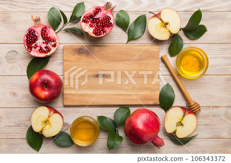 Rosh hashanah, jewish holiday, concept 106343372