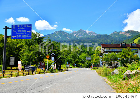 乘鞍高原溫泉/從乘鞍遊客中心附近看到的乘鞍山（長野縣松本市） [2023.8] 106349467