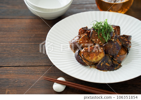 用茄子炒 106351854