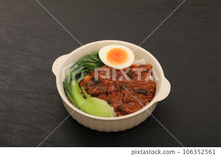 香辣豬肉碎飯 106352561