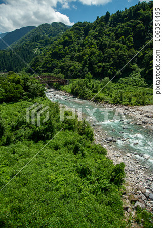 Beautiful scenery of the Joganji River flowing through Tateyama Beautiful scenery of the Joganji River flowing through Tateyama 106354495