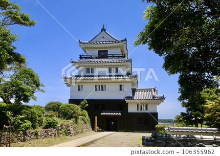 Hirado Castle (Hirado City, Nagasaki Prefecture) 106355962