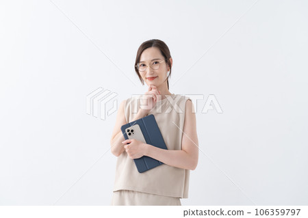 Business women casual Business women casual 106359797