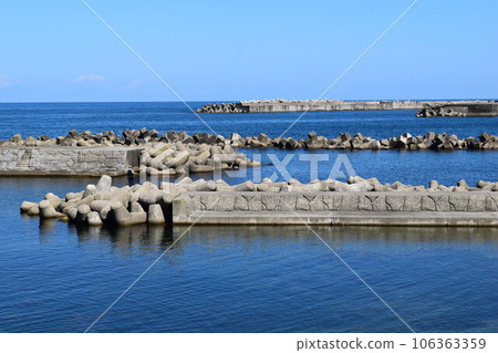 Scenery around Kamo Coast Shonai Beach, Yamagata Prefecture Scenery around Kamo Coast Shonai Beach, Yamagata Prefecture 106363359