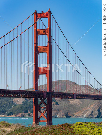 Sunny view of The Golden Gate Bridge 106363488