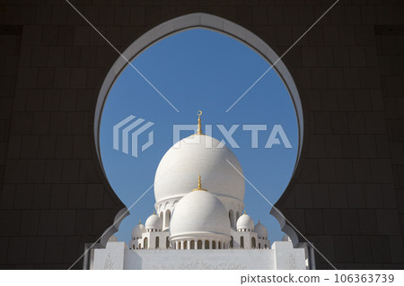 Sheikh Zayed Mosque in Abu Dhabi Sheikh Zayed Mosque in Abu Dhabi 106363739