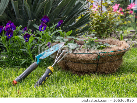 Garden 106363950