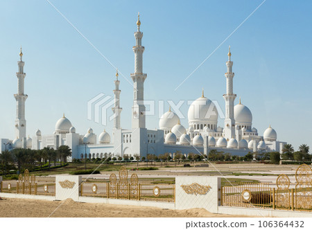Sheikh Zayed Mosque in Abu Dhabi Sheikh Zayed Mosque in Abu Dhabi 106364432