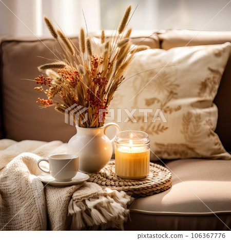 Cozy autumn interior decor arrangement, warm fall home decoration composition, dried flowers in vase 106367776