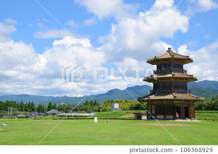 Marichi Castle Ruins and Octagonal Drum Tower 106368929