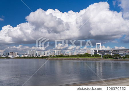 "Tokyo" Urban landscape of the summer sky, Odaiba Seaside Park 106370562