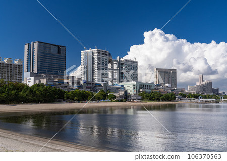 "Tokyo" Urban landscape of the summer sky, Odaiba Seaside Park 106370563