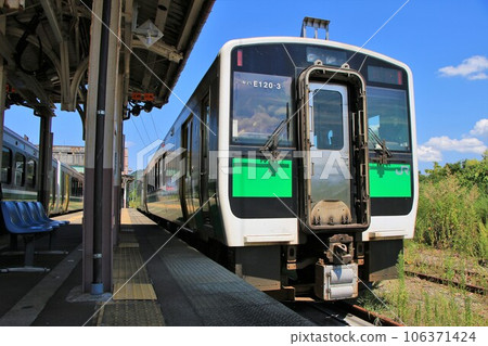 [JR East] Type Kiha E120 (Tadami Line: Koide Station) 106371424
