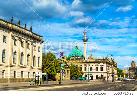 Unter den Linden, the most famous boulevard in Berlin, Germany 106371585