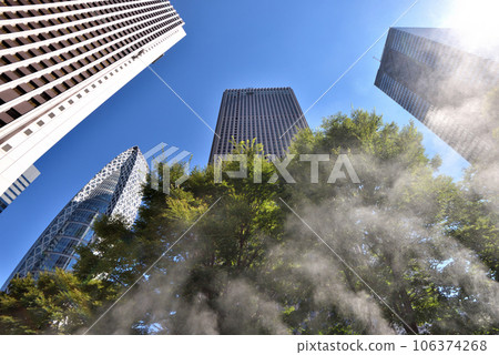 Shinjuku West Exit High-rise Buildings Relax with Mist 106374268