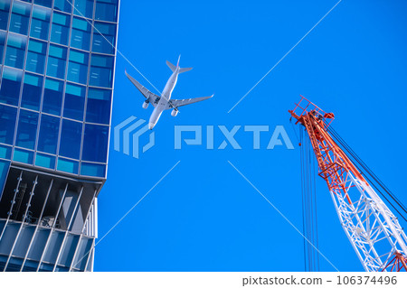 日本東京市容：6都道府縣減少↓。對飛越澀谷站的飛機的需求有所恢復。左邊是澀谷 Scramble Square = 29 號 106374496