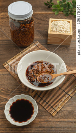 醬油曲及配料（米曲、醬油） 106376145