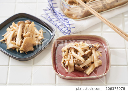 醃製蘑菇 醃製蘑菇 106377076