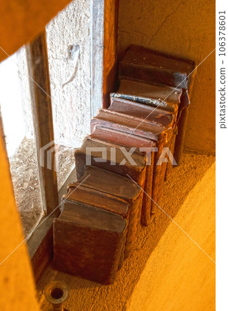 Old books on a row Old books on a row 106378601