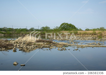 Hwangnyong River, Yeongsan River, bicycle path 106381336