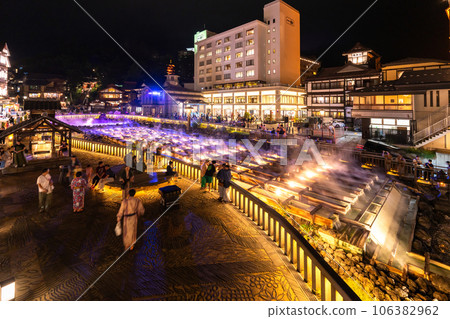 "Gunma Prefecture" Kusatsu Onsen Yubatake / bird's-eye view 106382962