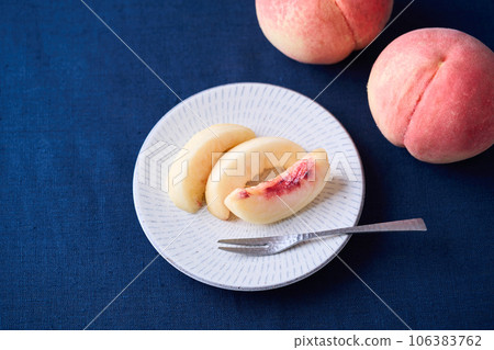 去皮的桃子 去皮的桃子 106383762