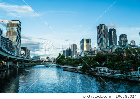 Osaka City Kita Ward Nakanoshima Skyscraper 106386024