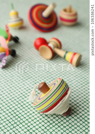 各種碎片、劍玉、和紙 各種碎片、劍玉、和紙 106386241